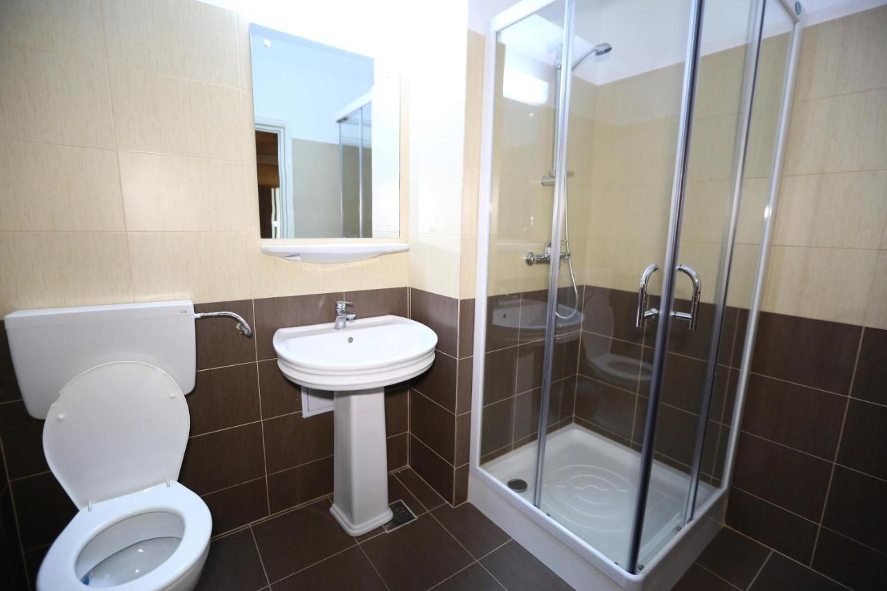 Hotel Moldova Birlad Bagian luar foto